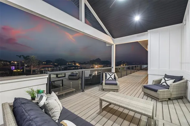 $4,950,000 | 1954 Iowa Avenue Northeast, St. Petersburg, FL 33703