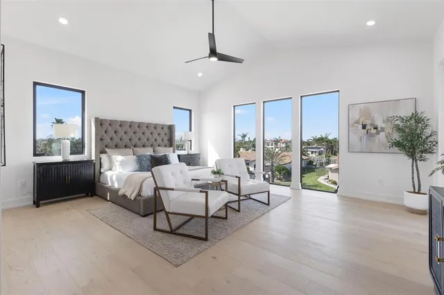 $4,950,000 | 1954 Iowa Avenue Northeast, St. Petersburg, FL 33703