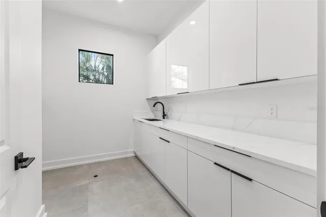 $4,950,000 | 1954 Iowa Avenue Northeast, St. Petersburg, FL 33703