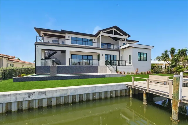 $4,950,000 | 1954 Iowa Avenue Northeast, St. Petersburg, FL 33703