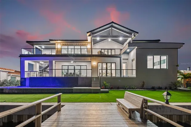 $4,950,000 | 1954 Iowa Avenue Northeast, St. Petersburg, FL 33703