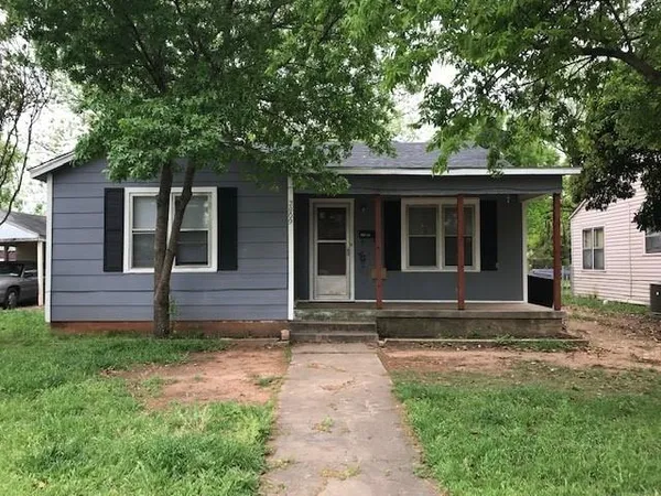 $1,495 | 2809 South 6th Street, Abilene, TX 79605