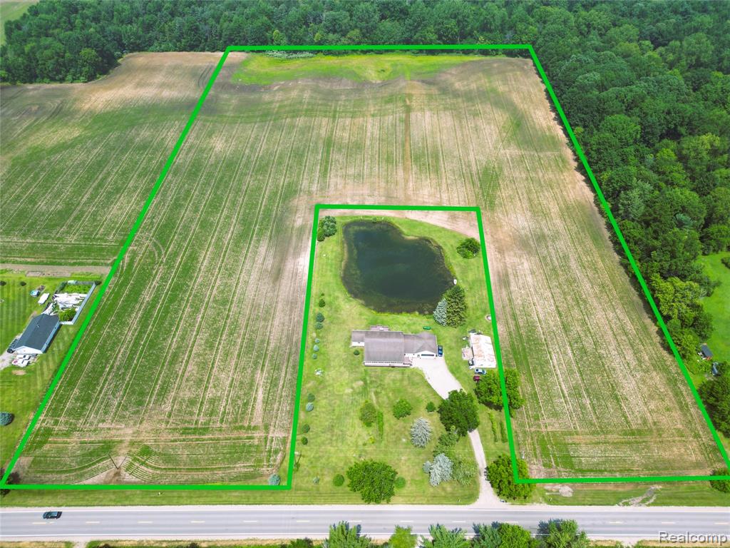 9654 Birch Run Road Birch Run, MI 48415 - Photo 3 of 5