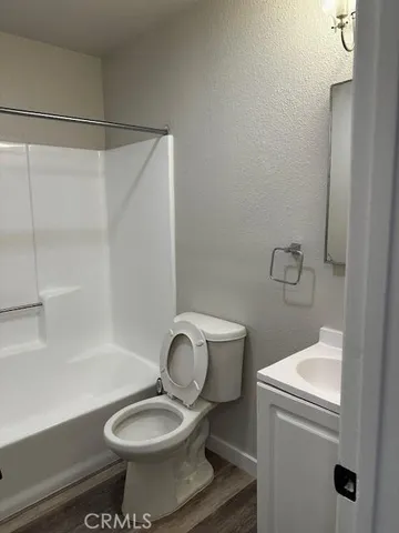 $2,500 | 509 East Central Avenue, Unit 6, Hemet, CA 92543