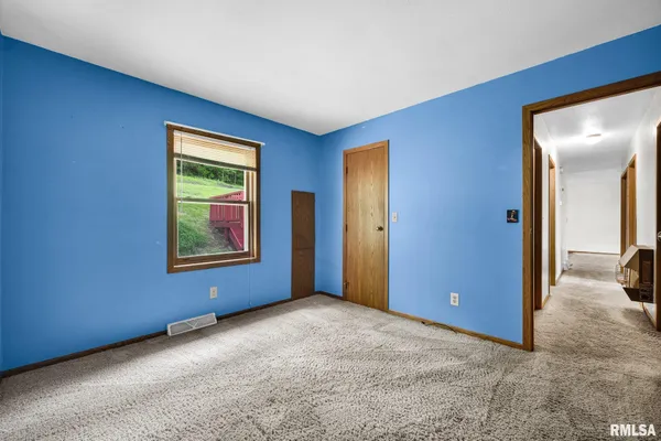 $200,000 | 424 Highway 26, Lacon, IL 61540