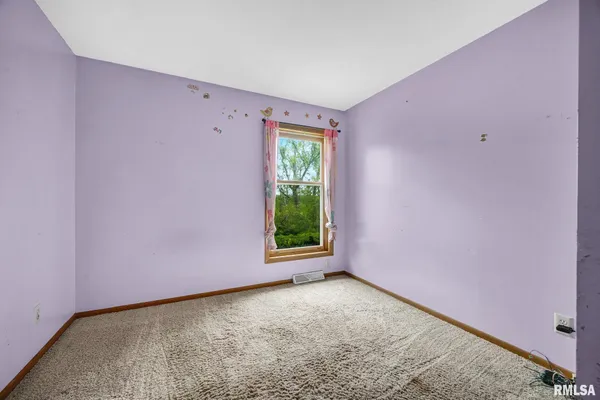 $200,000 | 424 Highway 26, Lacon, IL 61540
