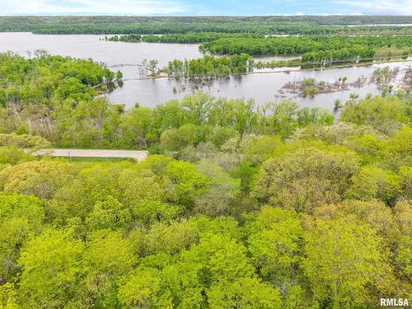 $200,000 | 424 Highway 26, Lacon, IL 61540