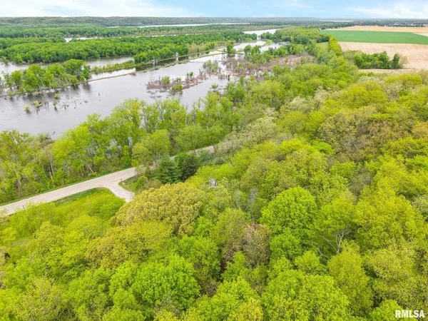 $200,000 | 424 Highway 26, Lacon, IL 61540