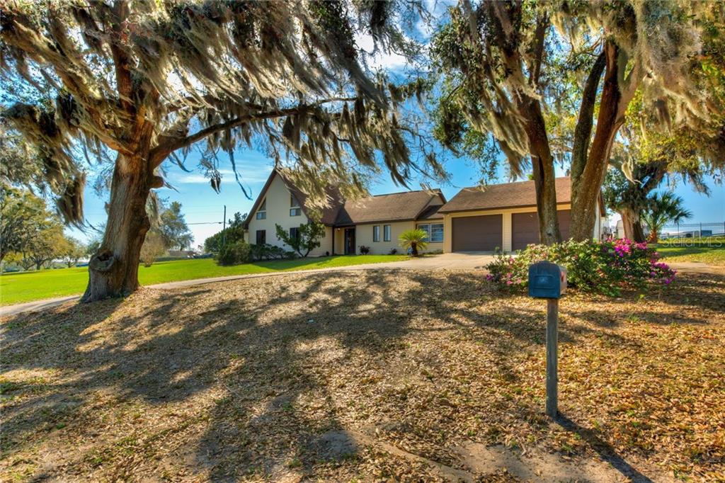 12200 Lane Park Road Tavares, FL 32778 - Photo 1 of 1 Gallery Image 1