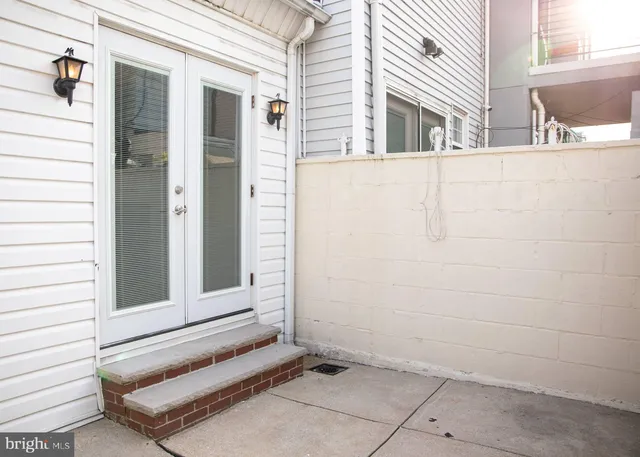 $1,900 | 345 Fitzgerald Street, Philadelphia, PA 19148