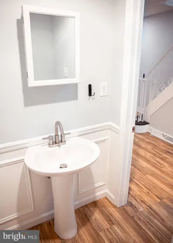 $1,900 | 345 Fitzgerald Street, Philadelphia, PA 19148