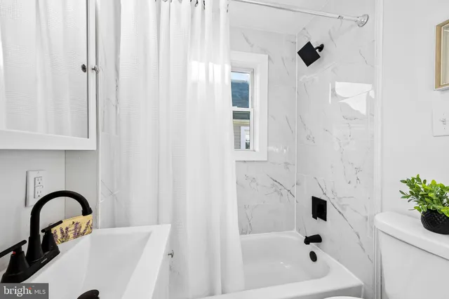 $329,999 | 2511 Wentworth Road, Baltimore, MD 21234