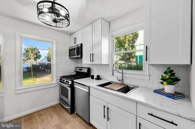 $329,999 | 2511 Wentworth Road, Baltimore, MD 21234