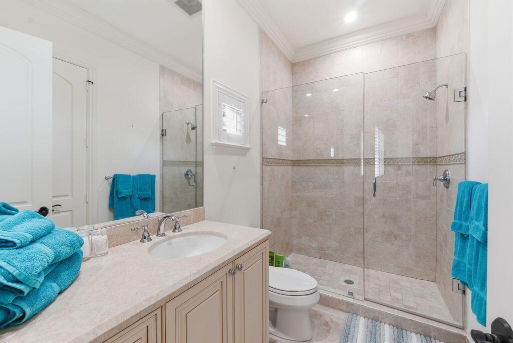 2221 Northeast 48th Court Lighthouse Point, FL 33064 - Photo 44 of 81 3rd Bedroom/Ensuite