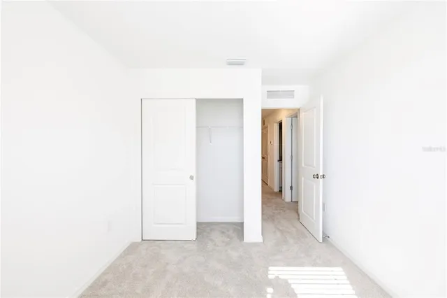 $2,095 | 7609 Waterscape Drive, Groveland, FL 34736