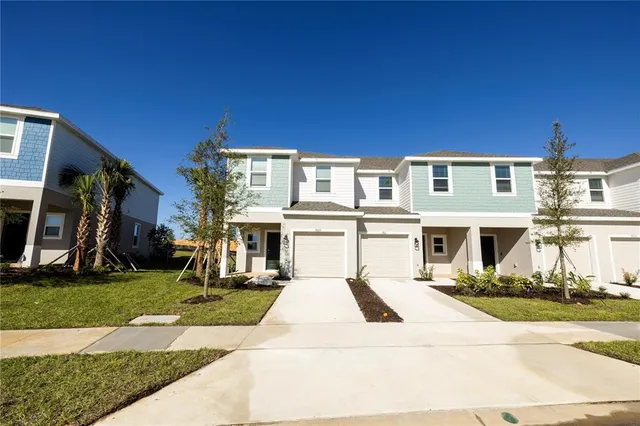 $2,095 | 7609 Waterscape Drive, Groveland, FL 34736