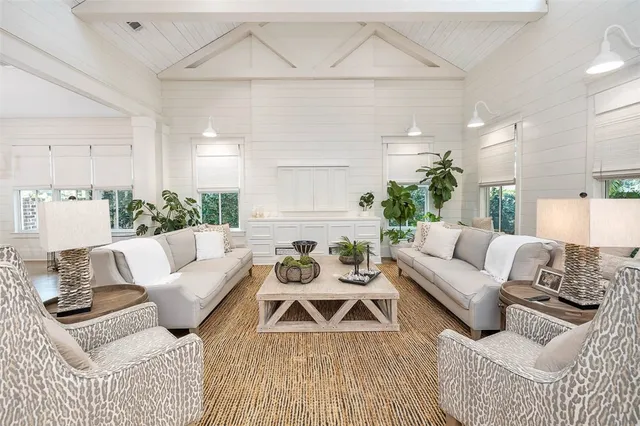 $2,190,000 | 1030 Village Oaks Lane, St. Simons Island, GA 31522