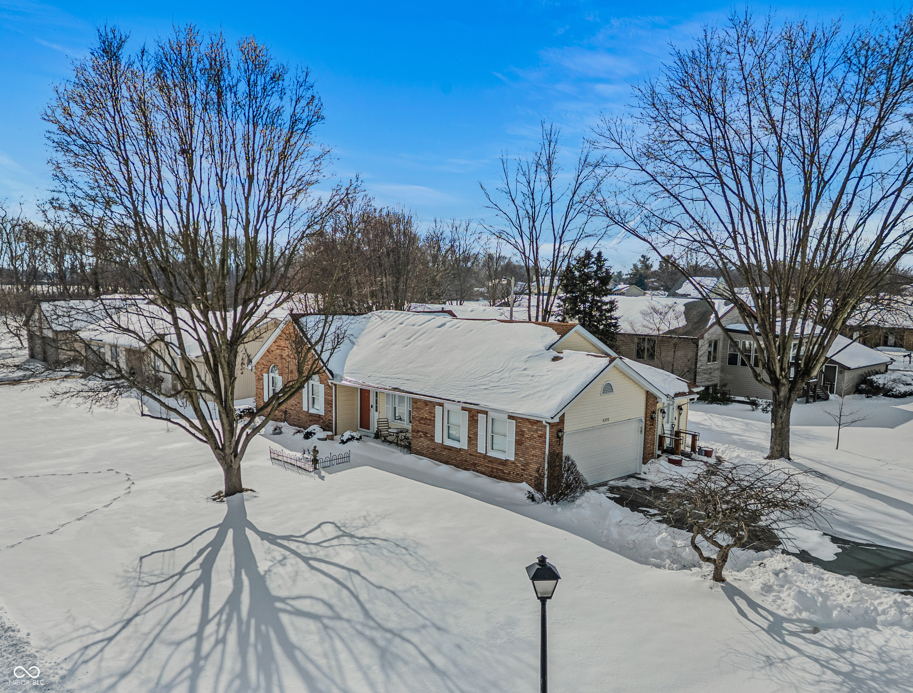 3372 Trestle Drive Columbus, IN 47203 - Photo 3 of 35