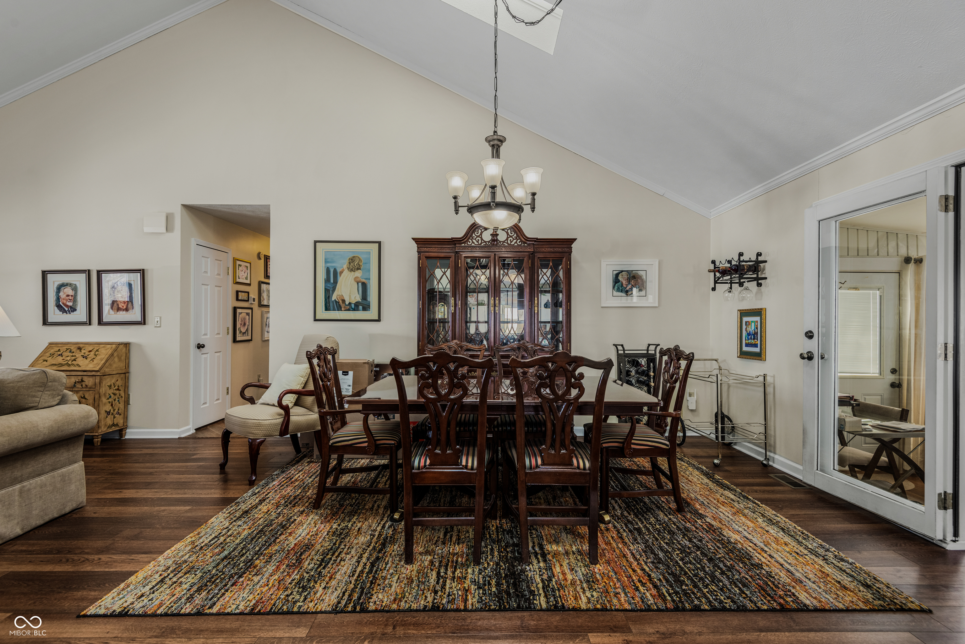 3372 Trestle Drive Columbus, IN 47203 - Photo 5 of 35