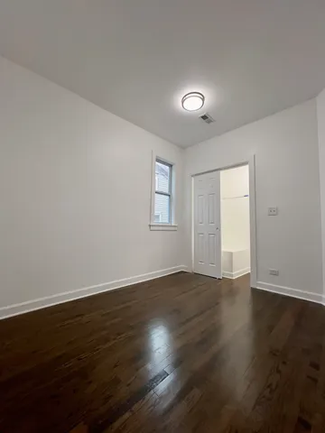 $2,350 | 4537 South Hermitage Avenue, Unit 2R, Chicago, IL 60609