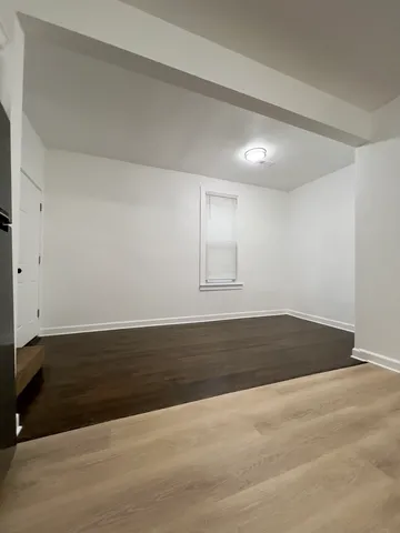 $2,350 | 4537 South Hermitage Avenue, Unit 2R, Chicago, IL 60609