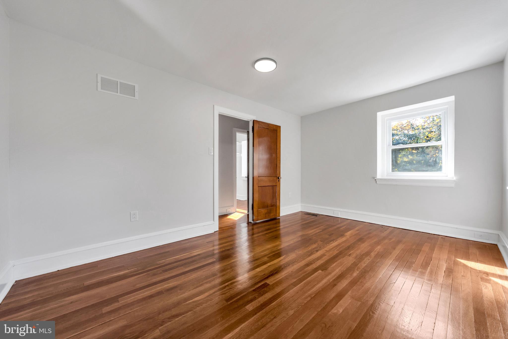 6010 Avonhoe Road Philadelphia, PA 19138 - Photo 33 of 59 Gallery Image 33