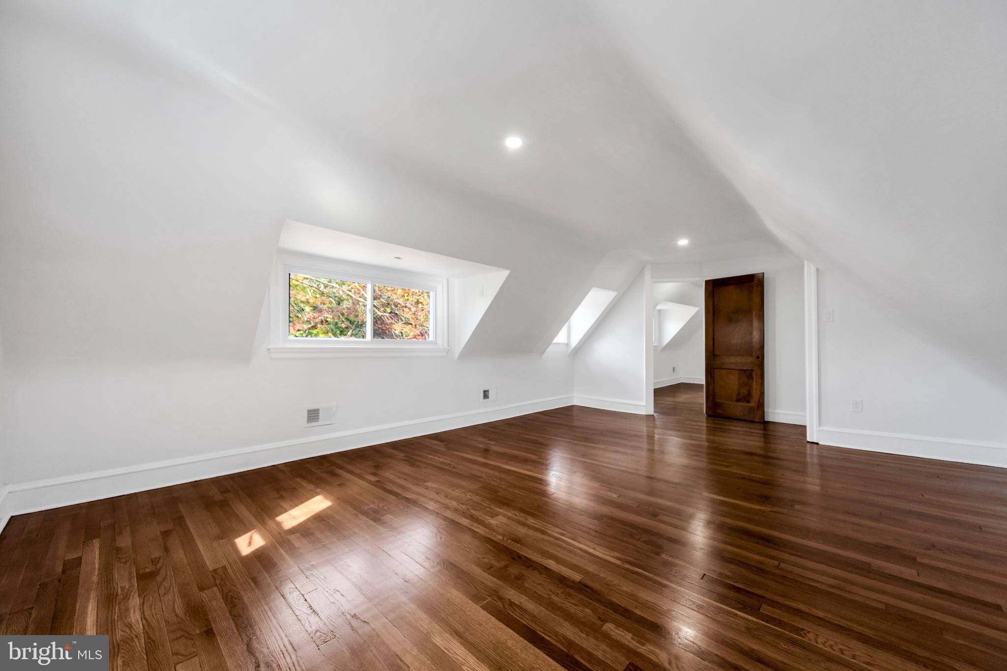 6010 Avonhoe Road Philadelphia, PA 19138 - Photo 42 of 59 Gallery Image 42