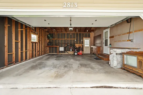 $260,000 | 2813 Elm Street North, Fargo, ND 58102