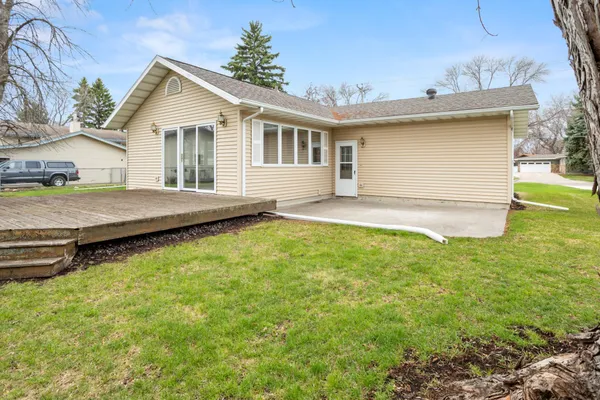 $260,000 | 2813 Elm Street North, Fargo, ND 58102