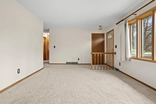 $260,000 | 2813 Elm Street North, Fargo, ND 58102