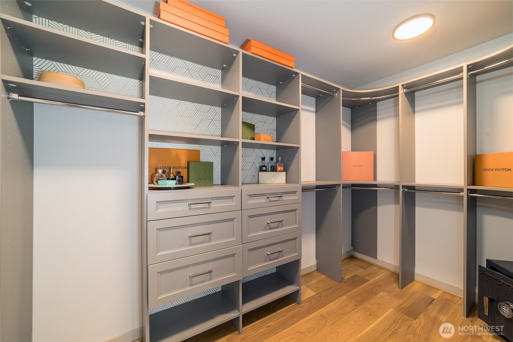 3042 Northwest 64th Street Seattle, WA 98107 - Photo 13 of 26