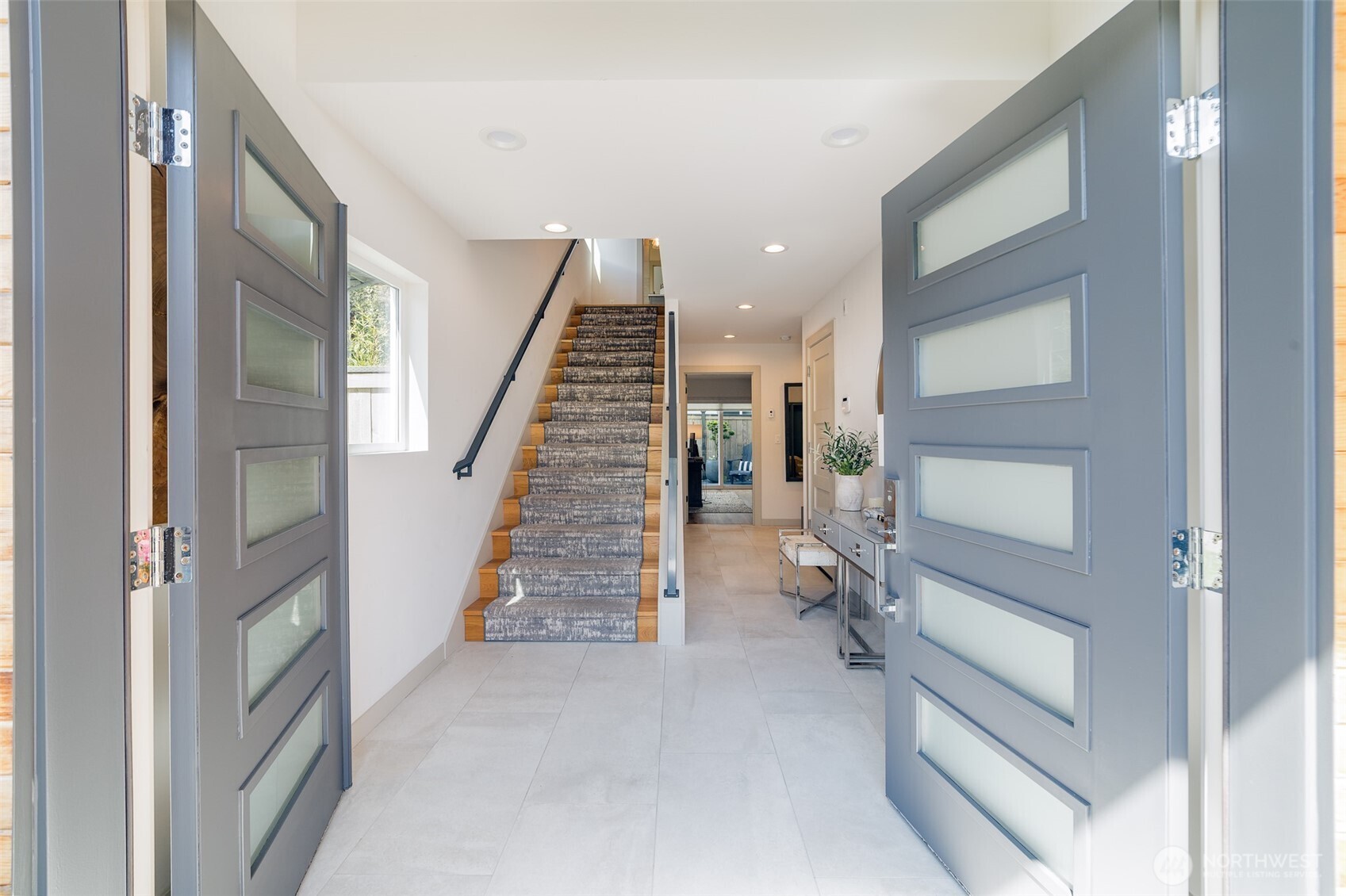 3042 Northwest 64th Street Seattle, WA 98107 - Photo 2 of 26