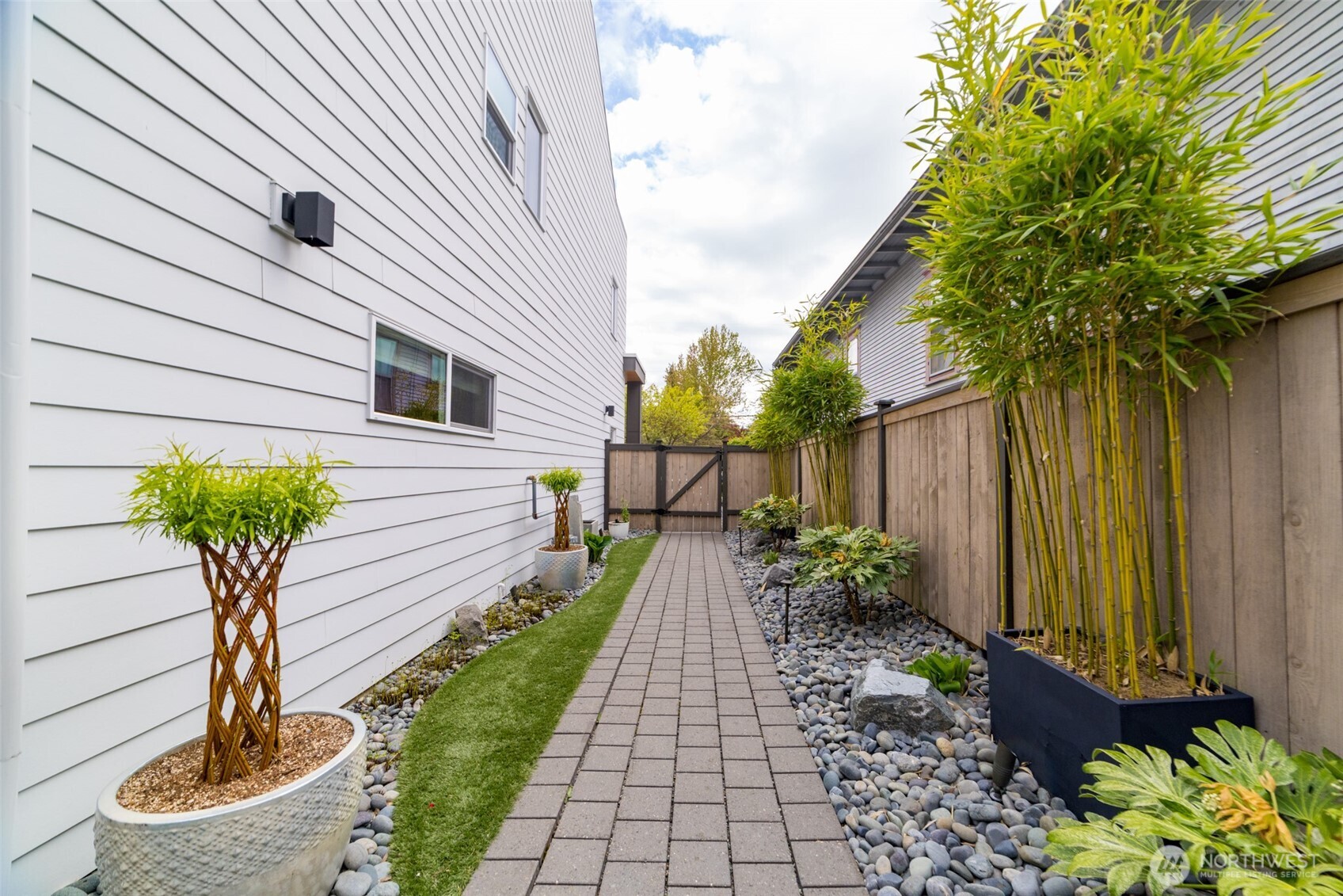 3042 Northwest 64th Street Seattle, WA 98107 - Photo 24 of 26