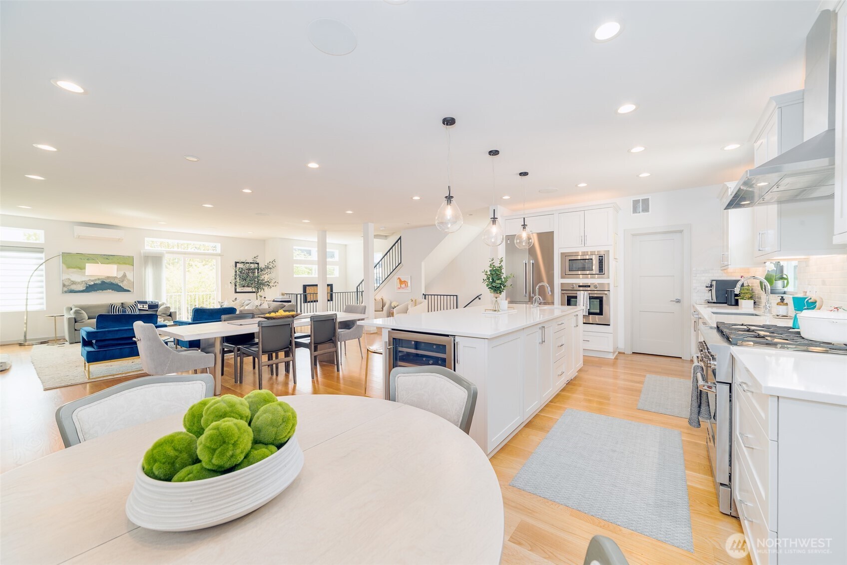 3042 Northwest 64th Street Seattle, WA 98107 - Photo 3 of 26