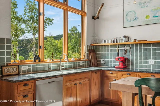 $1,395,000 | 320 Hawk Lane, Basalt, CO 81621