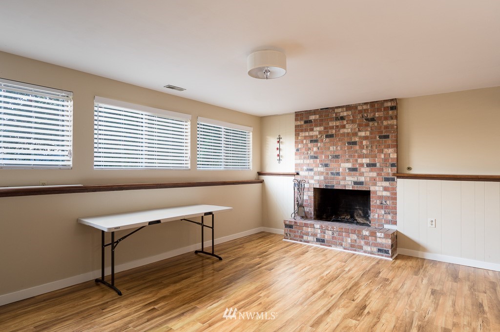 318 228th Street Southeast Bothell, WA 98021 - Photo 20 of 28
