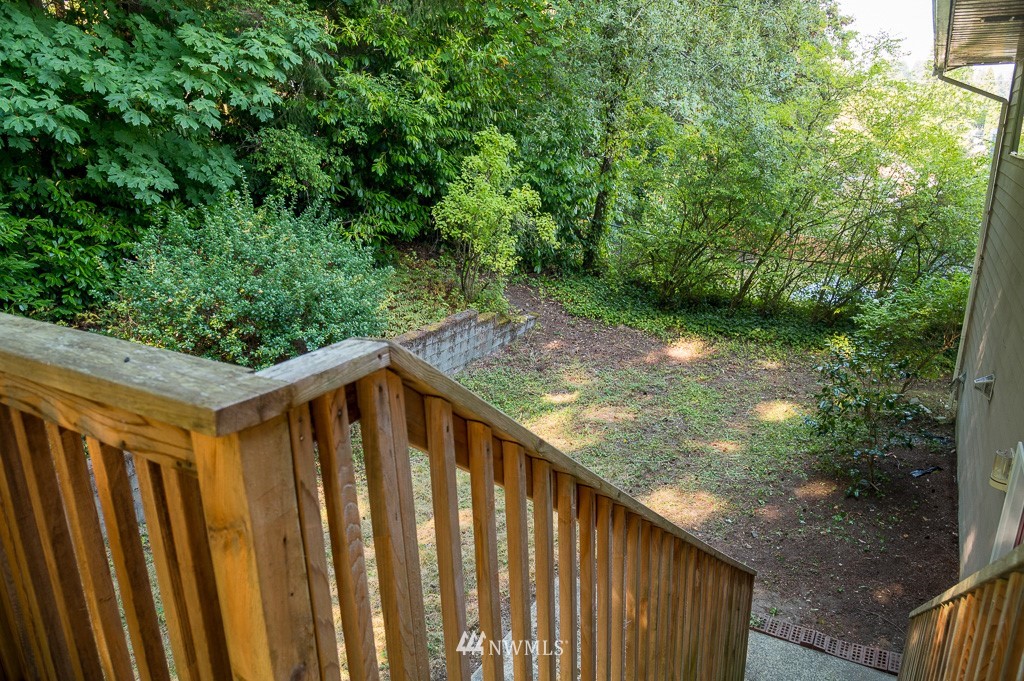 318 228th Street Southeast Bothell, WA 98021 - Photo 23 of 28