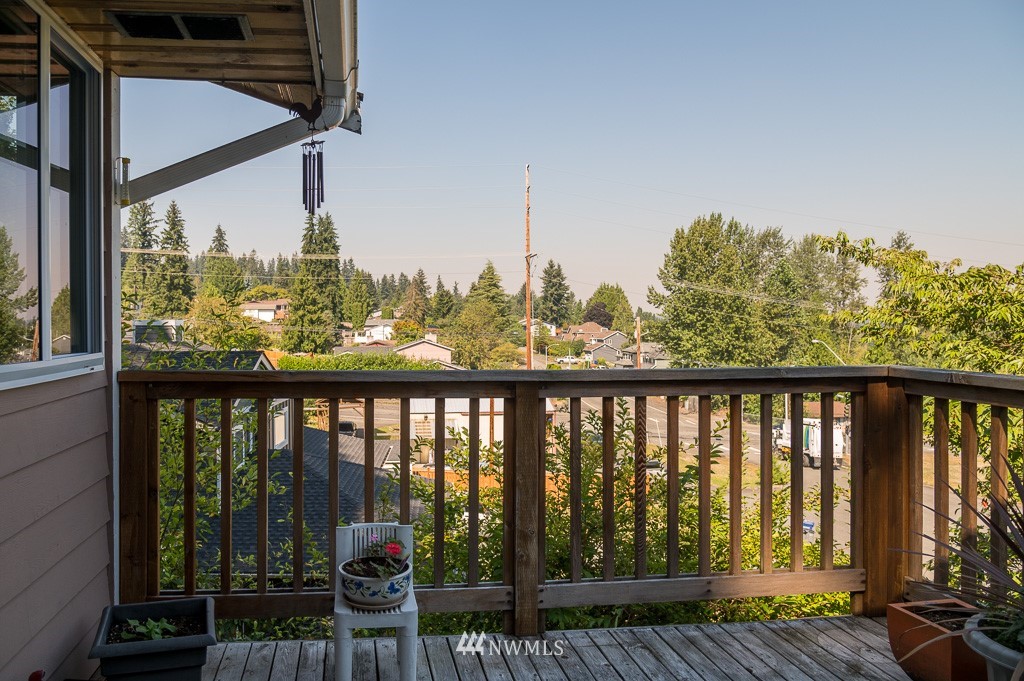 318 228th Street Southeast Bothell, WA 98021 - Photo 24 of 28