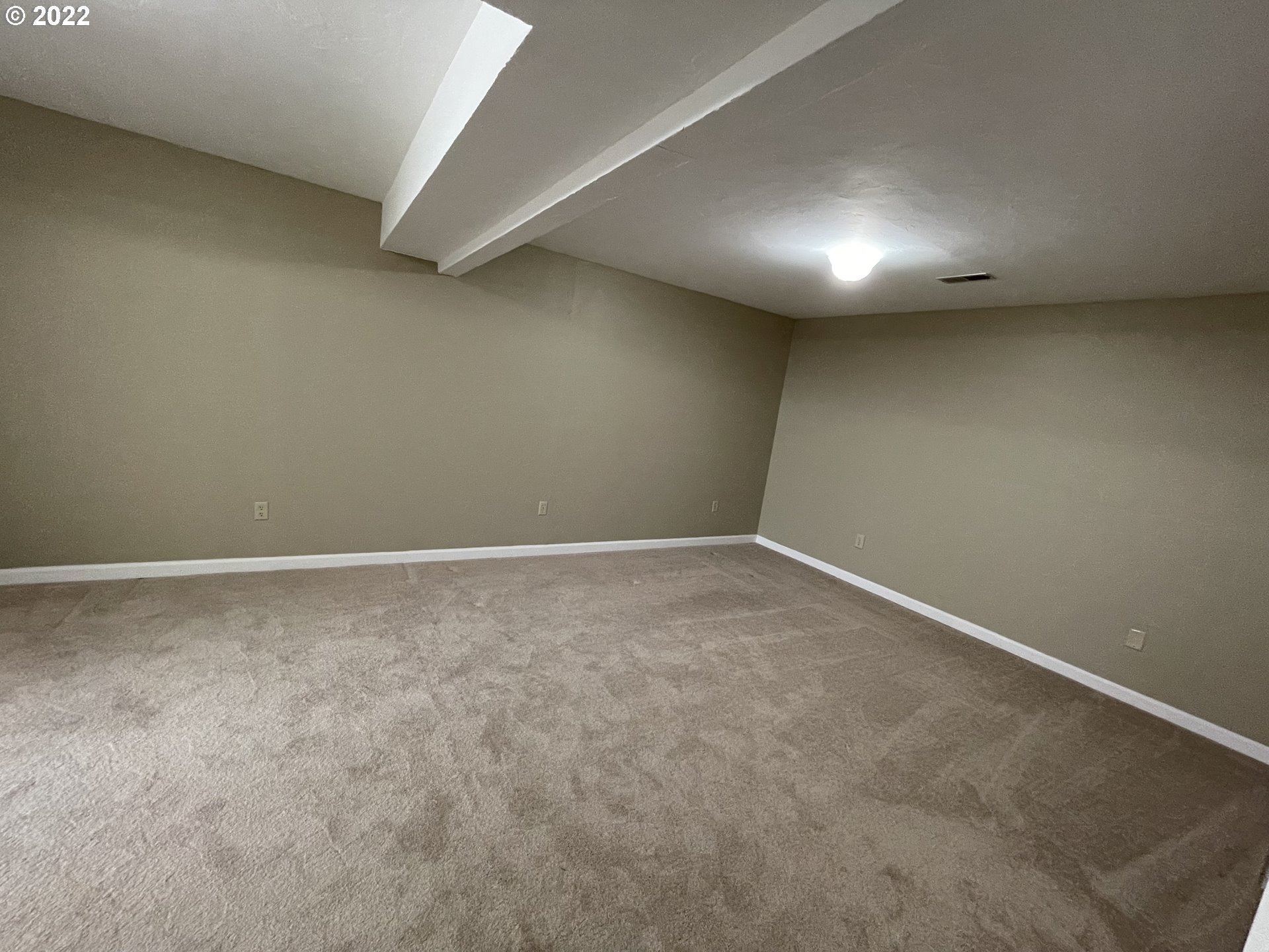 1290 Cleveland Loop Road Roseburg, OR 97471 - Photo 17 of 32 Gallery Image 17
