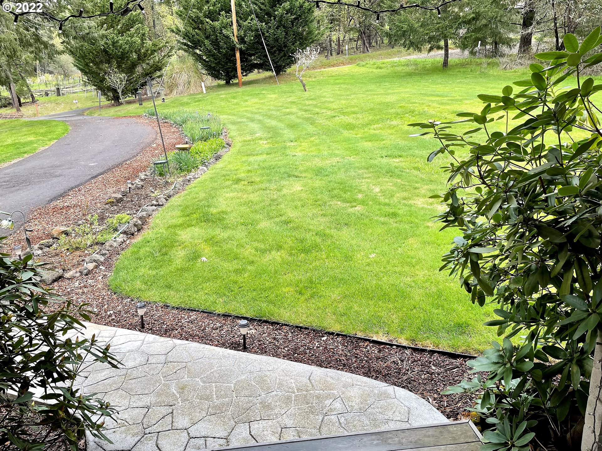 1290 Cleveland Loop Road Roseburg, OR 97471 - Photo 2 of 32 Gallery Image 2