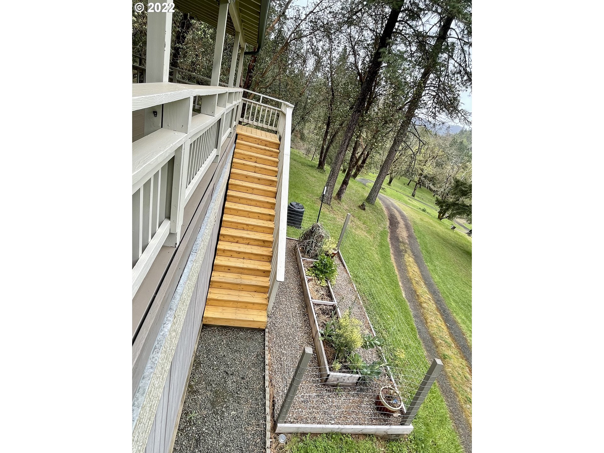 1290 Cleveland Loop Road Roseburg, OR 97471 - Photo 5 of 32 Gallery Image 5