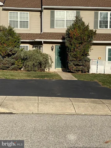 $282,000 | 1206 Arbor Court, Quakertown, PA 18951