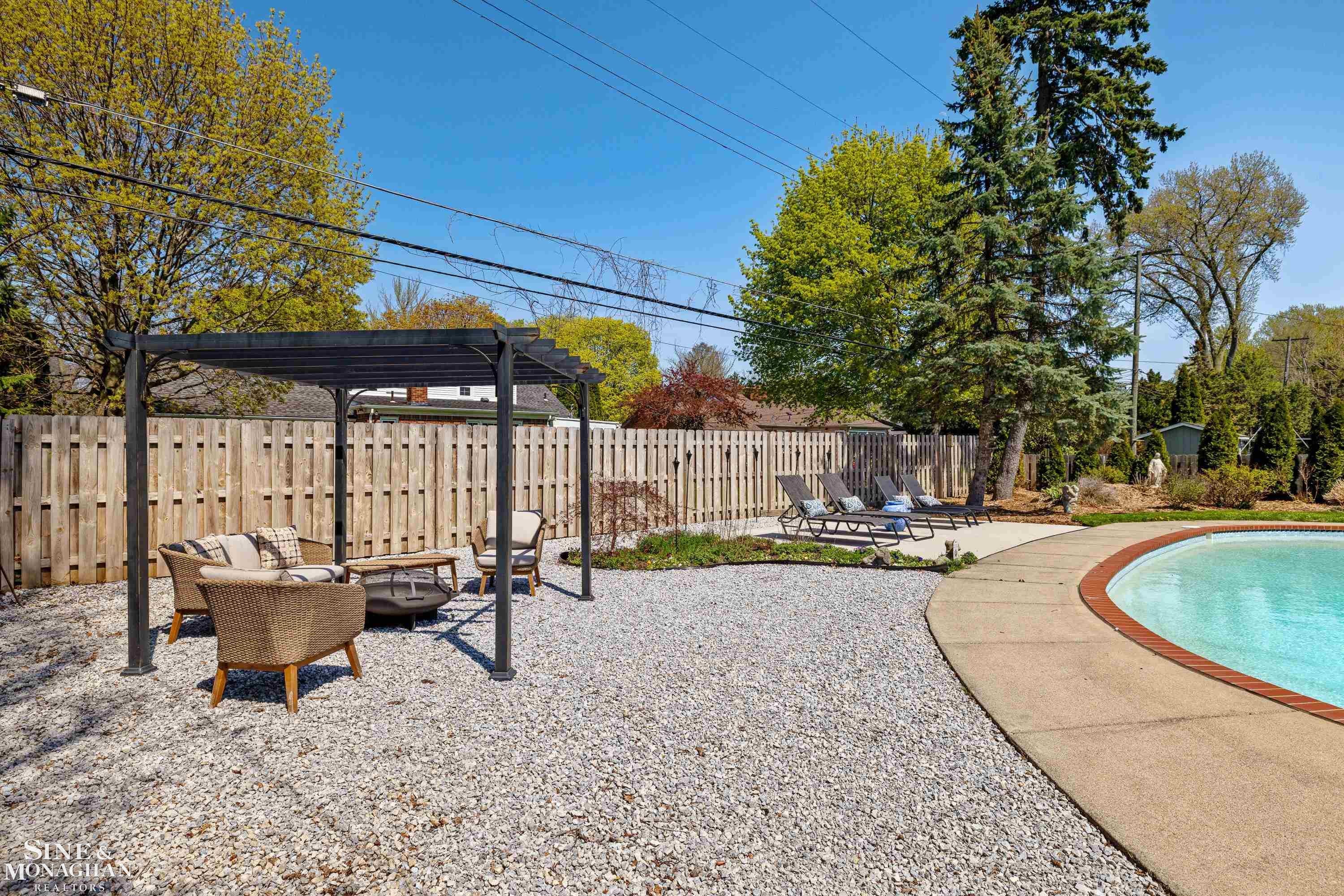 56 Hampton Road Grosse Pointe Shores, MI 48236 - Photo 34 of 47 Gallery Image 34