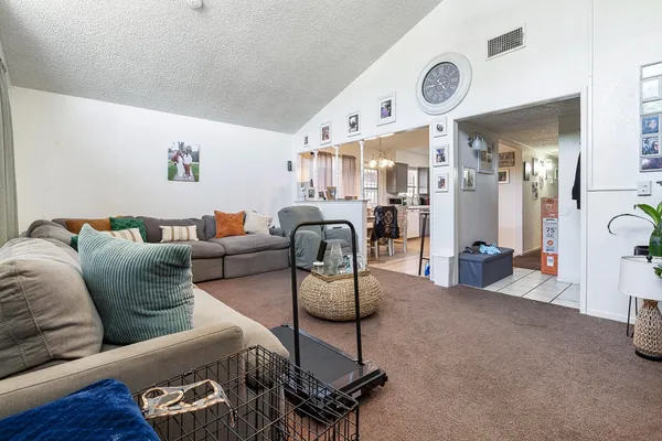 $575,000 | 2045 West Simpson Avenue, Fresno, CA 93705