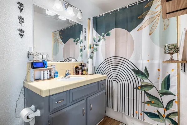 $575,000 | 2045 West Simpson Avenue, Fresno, CA 93705