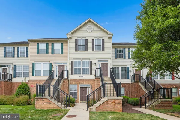 $325,000 | 6510 Daytona Court, Unit 204, Frederick, MD 21703