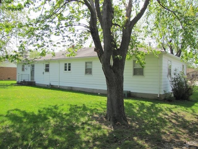 2815 Ridgeway Drive Fort Wayne, IN 46816 - Photo 4 of 11 Gallery Image 4