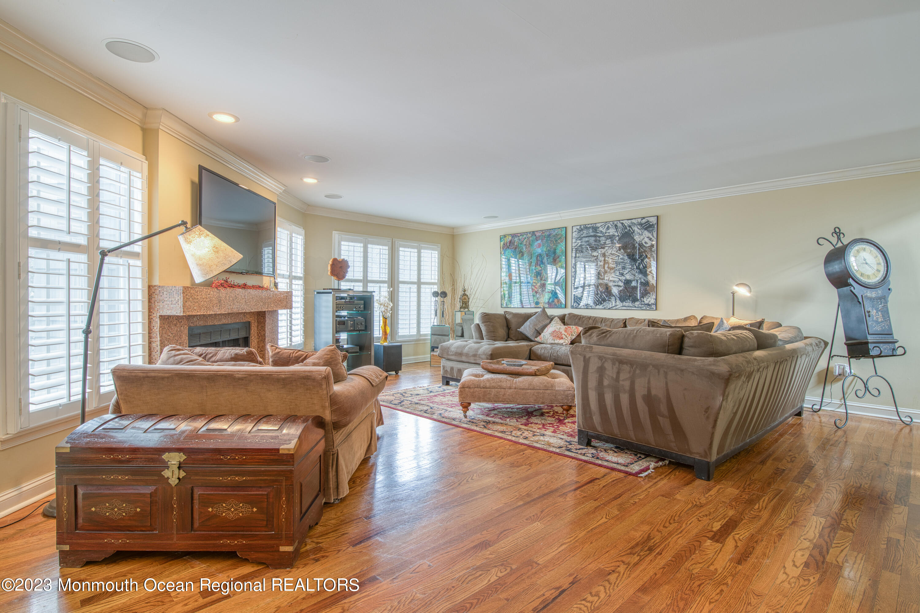 53 Rivergate Way Long Branch, NJ 07740 - Photo 6 of 35 Living Room