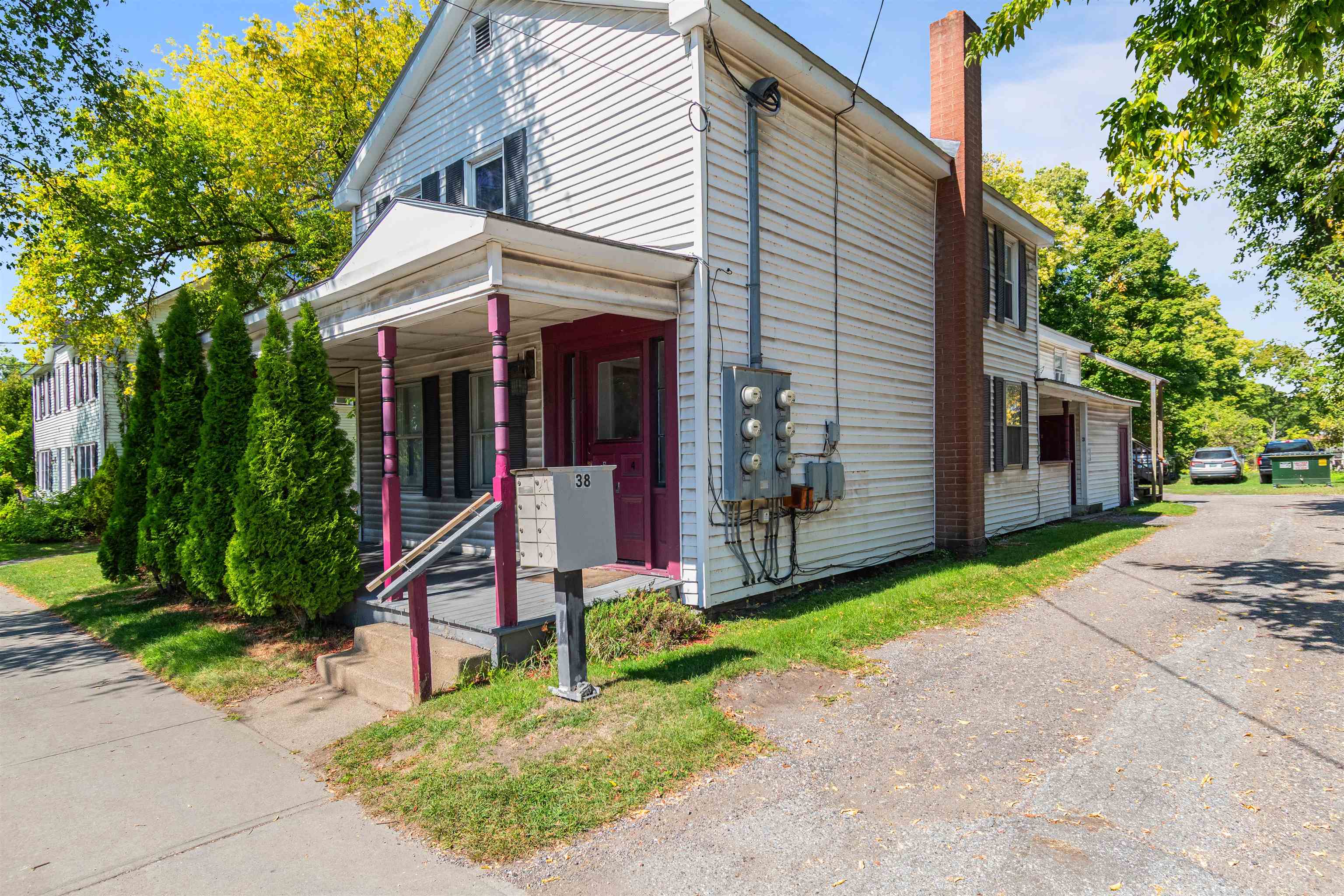 38 Sherman Street Burlington, VT 05401 - Photo 3 of 22