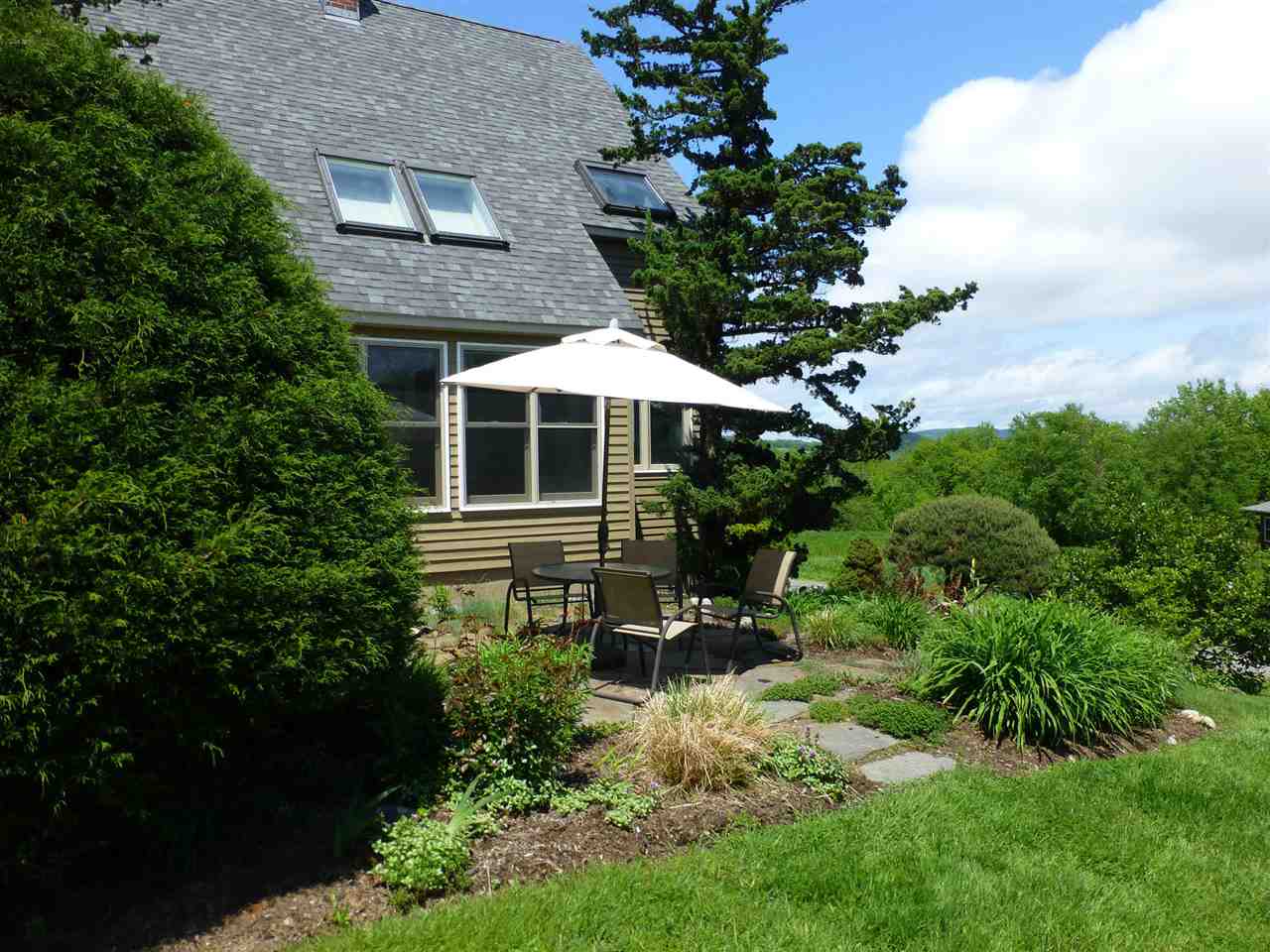 148 Weatherhead Hollow Road Guilford, VT 05301 - Photo 5 of 29